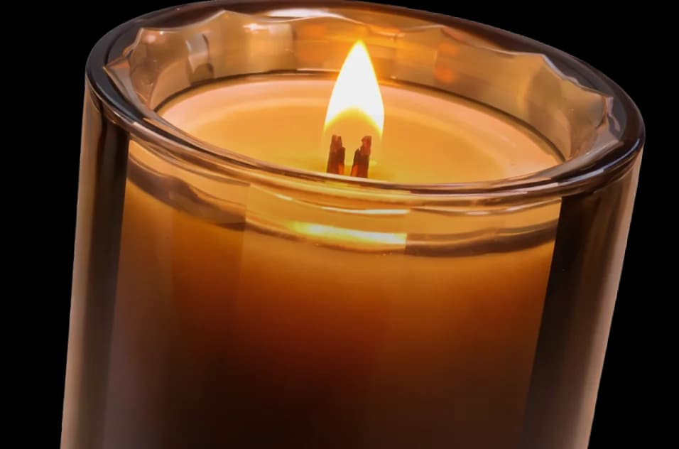 Das Beste aus zwei Welten: eine echte Flamme, smart gesteuert